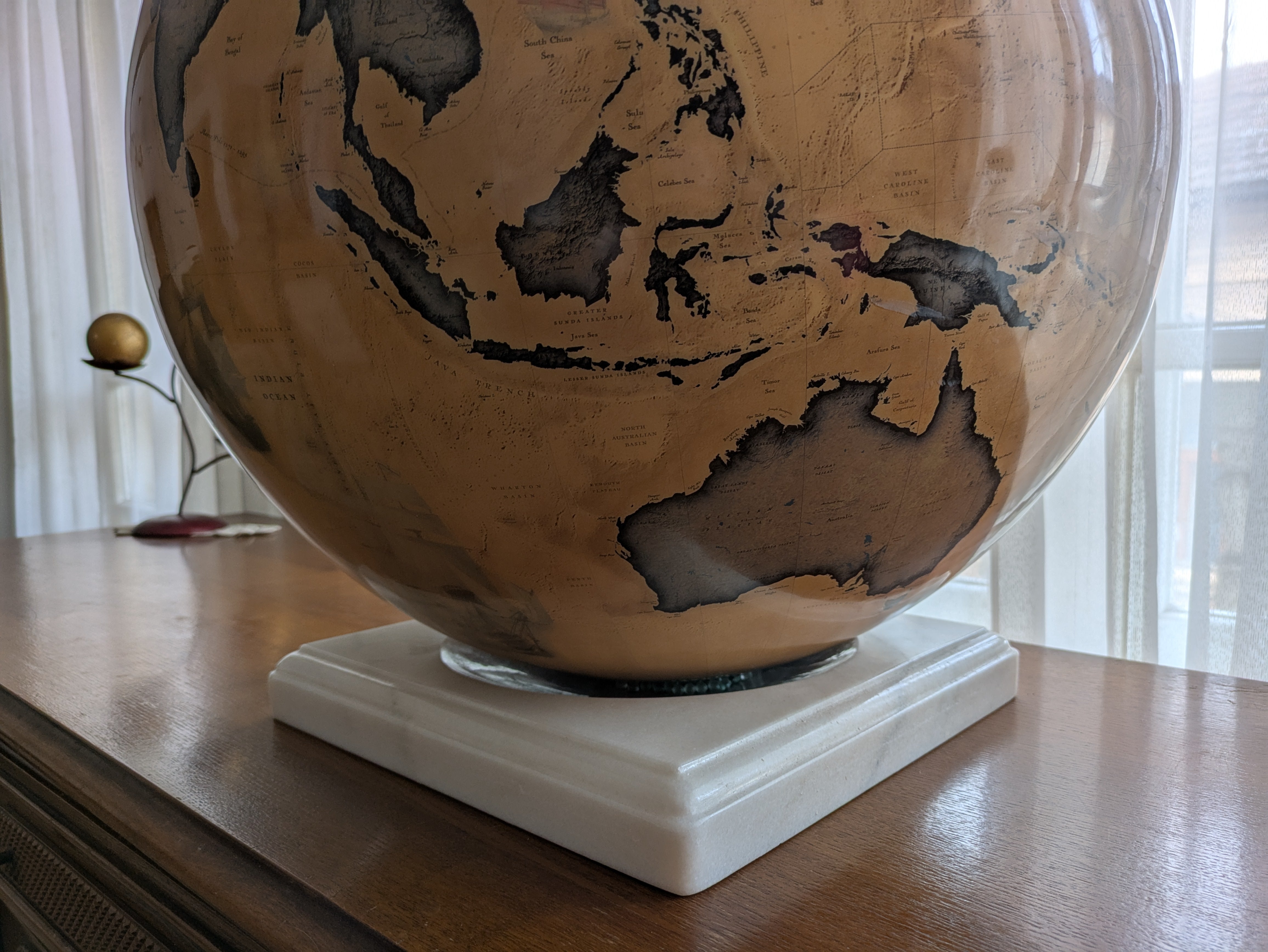 New large world globes